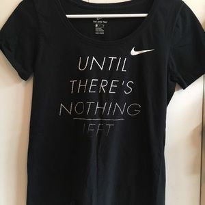 Nike T-shirt